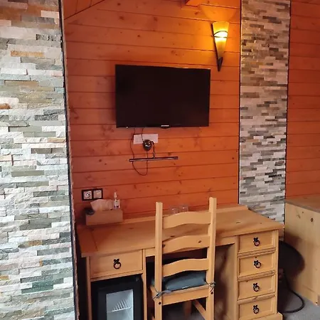 Nabrezni Terasy 招待所