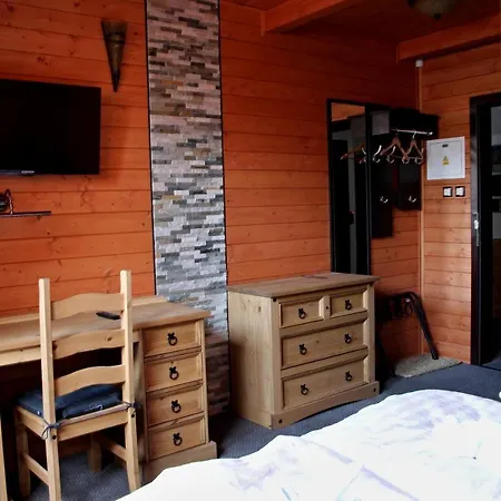 招待所 Nabrezni Terasy